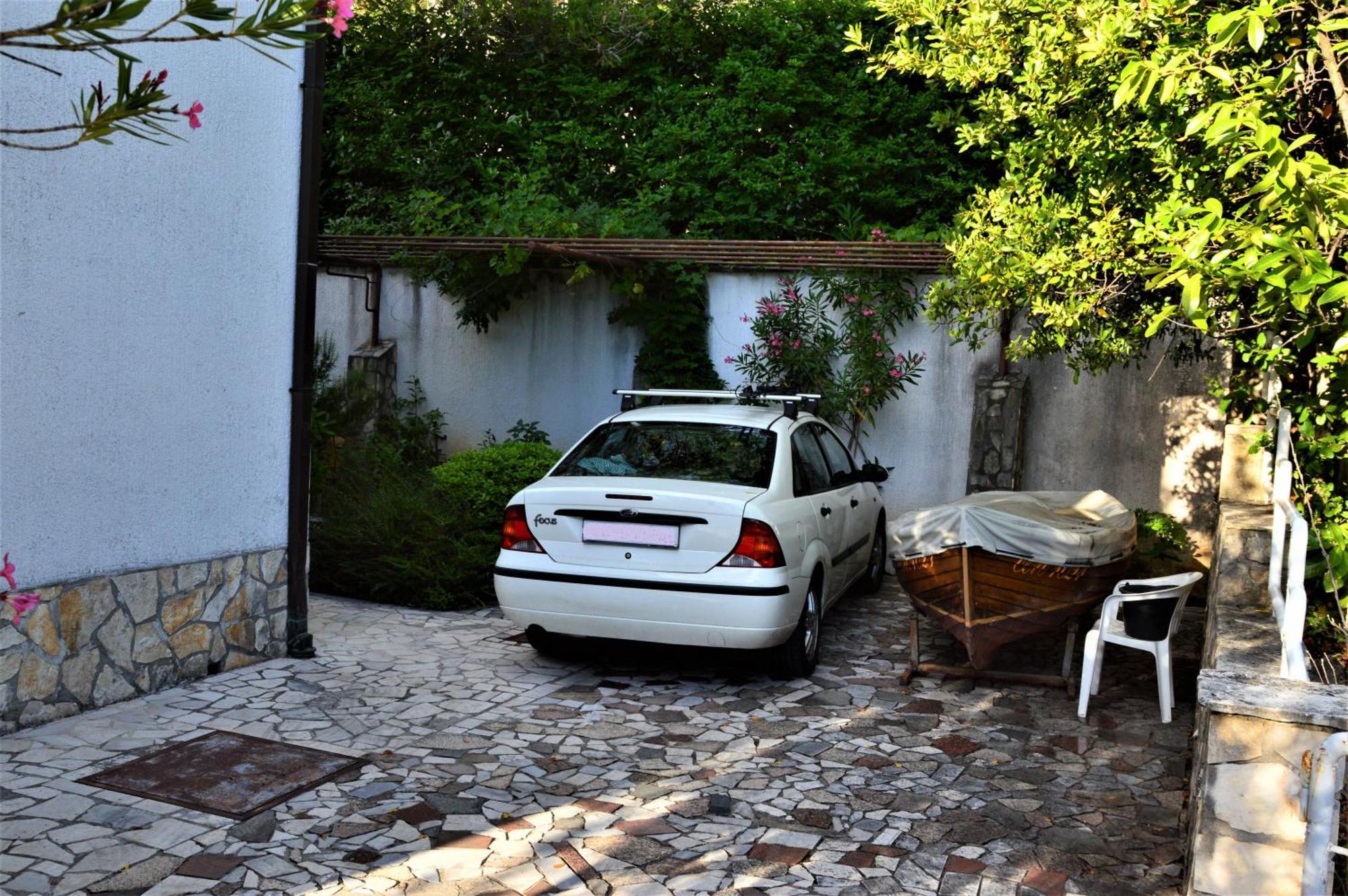 Apartments Martina Njivice Extérieur photo