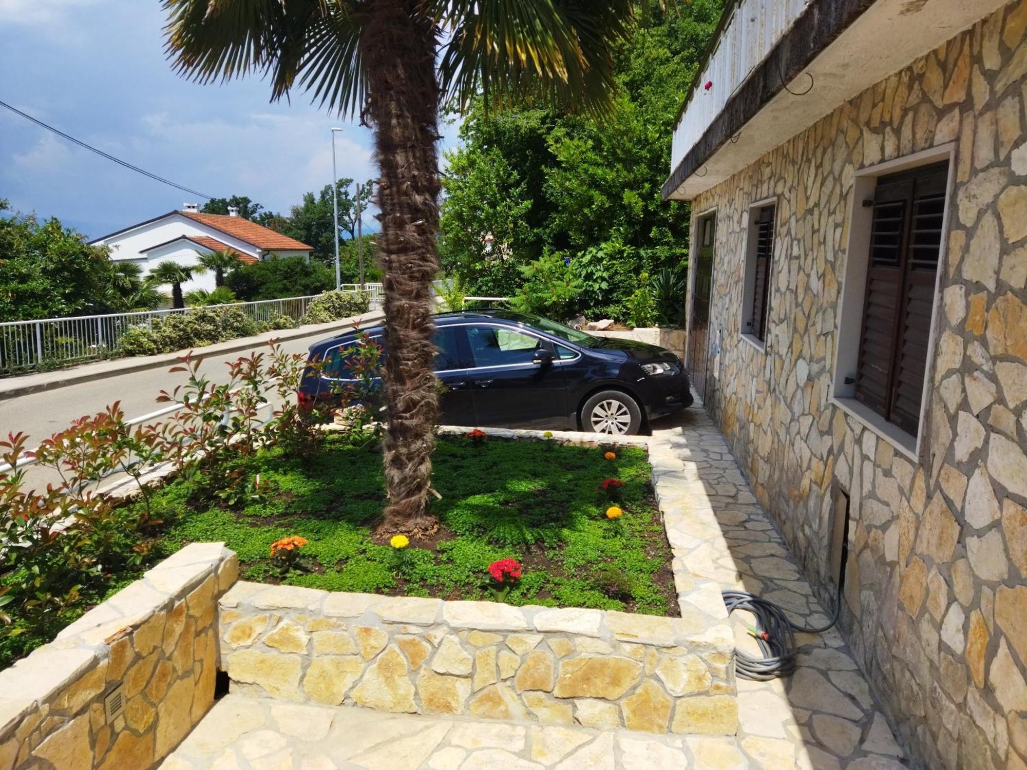 Apartments Martina Njivice Extérieur photo